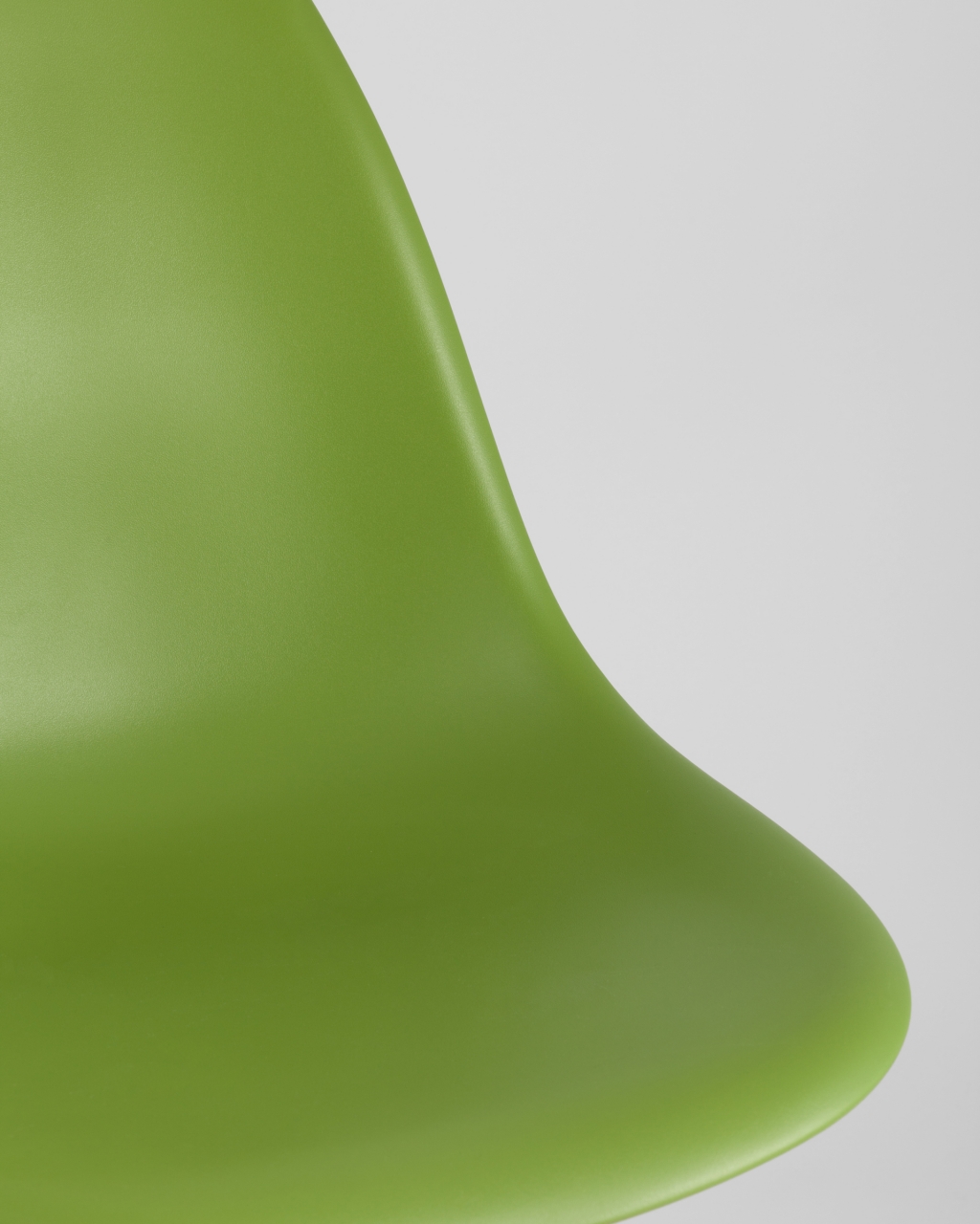 Стул Eames DSW Зеленый