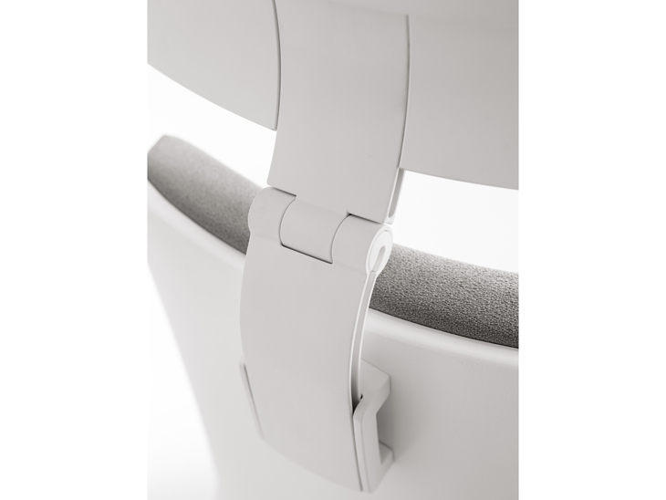 Кресло руководителя QUEEN A+ Серый