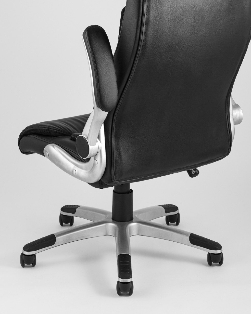 Кресло руководителя TopChairs Force Черное
