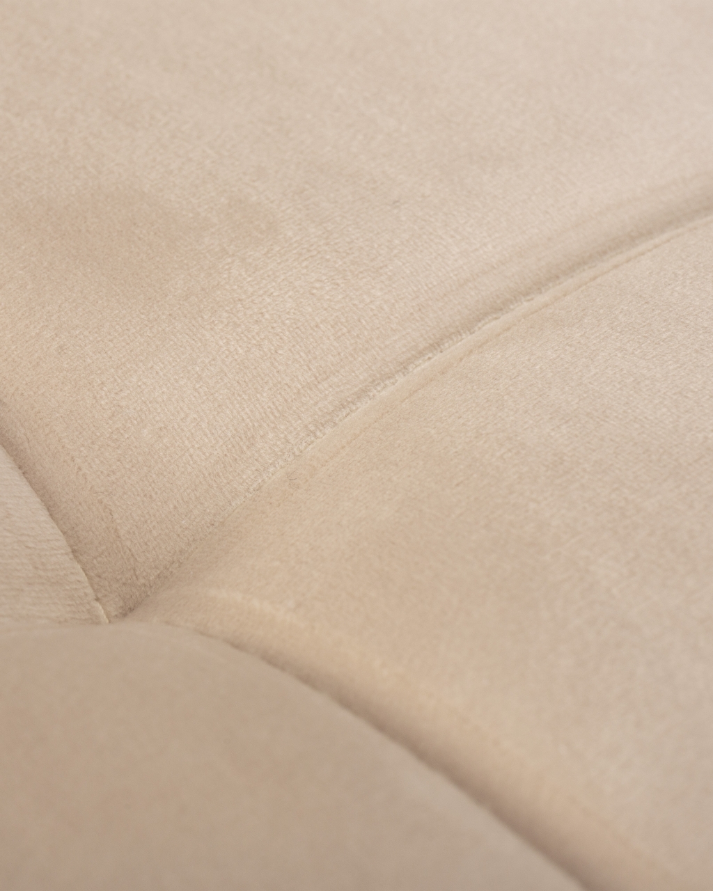 Офисное кресло для персонала DOBRIN TERRY Бежевый велюр MJ9-10