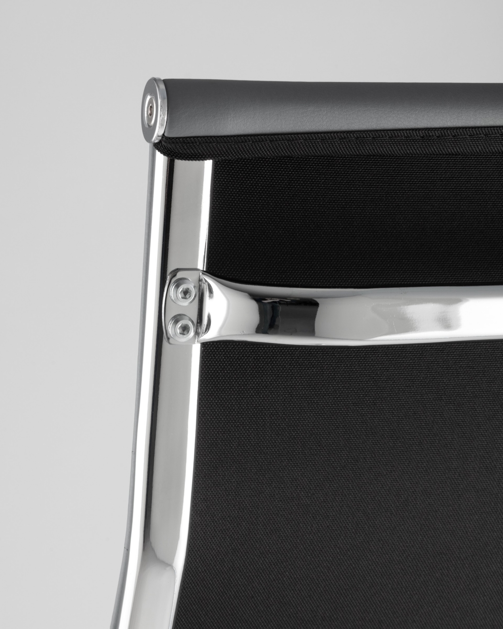 Кресло руководителя TopChairs City Серое