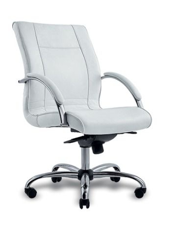 Кресло со средней спинкой на крестовине Чик D80 Белое