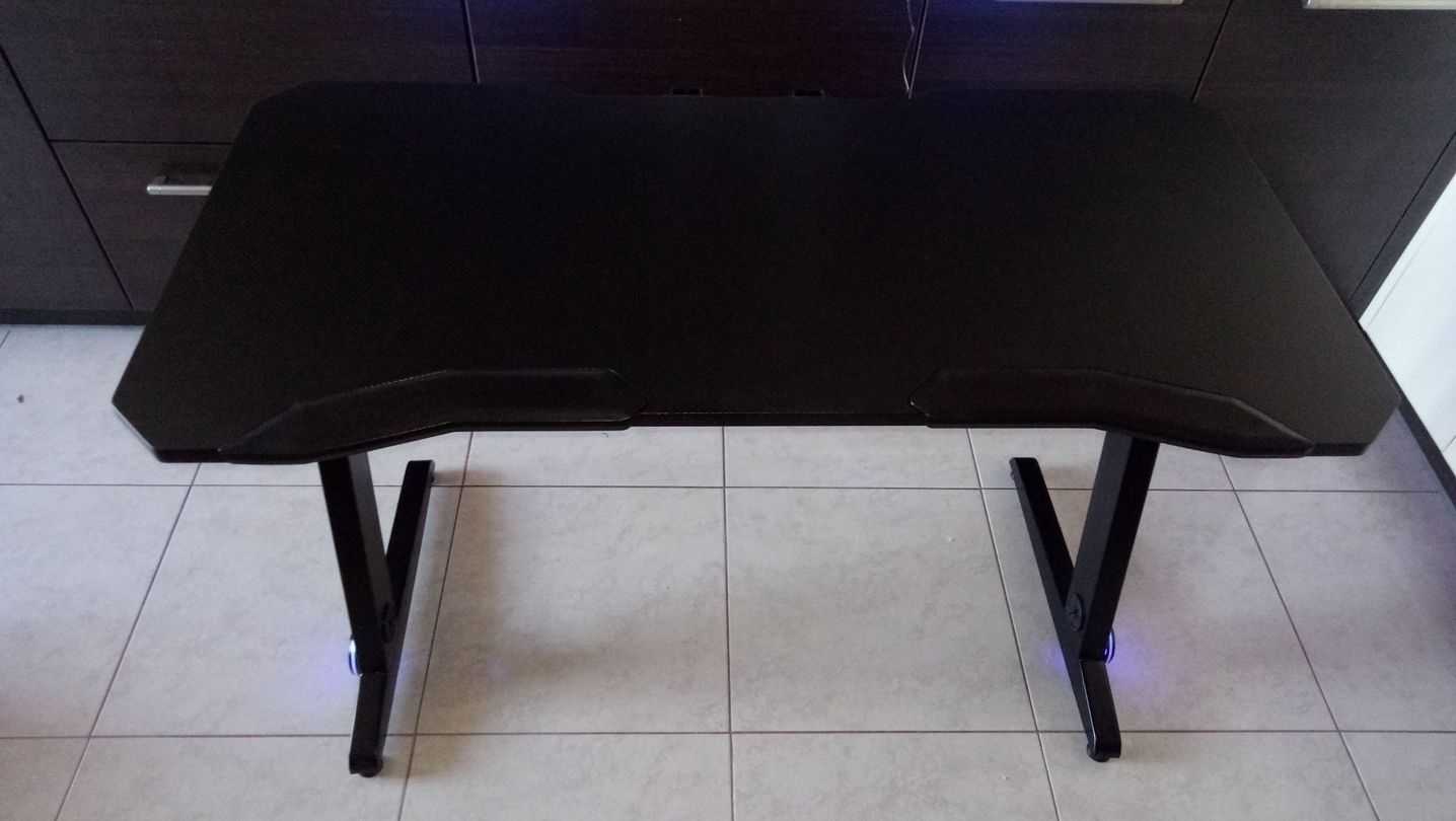 Геймерский стол SKILL CTG 1260