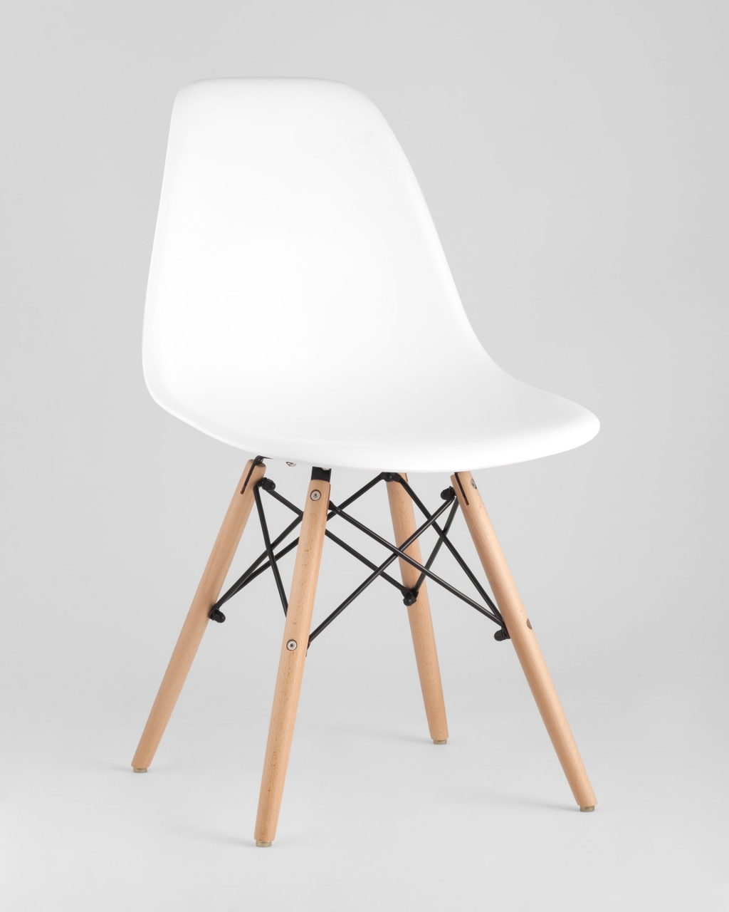 Обеденная группа Eames D70, 2 стула Eames DSW Белые