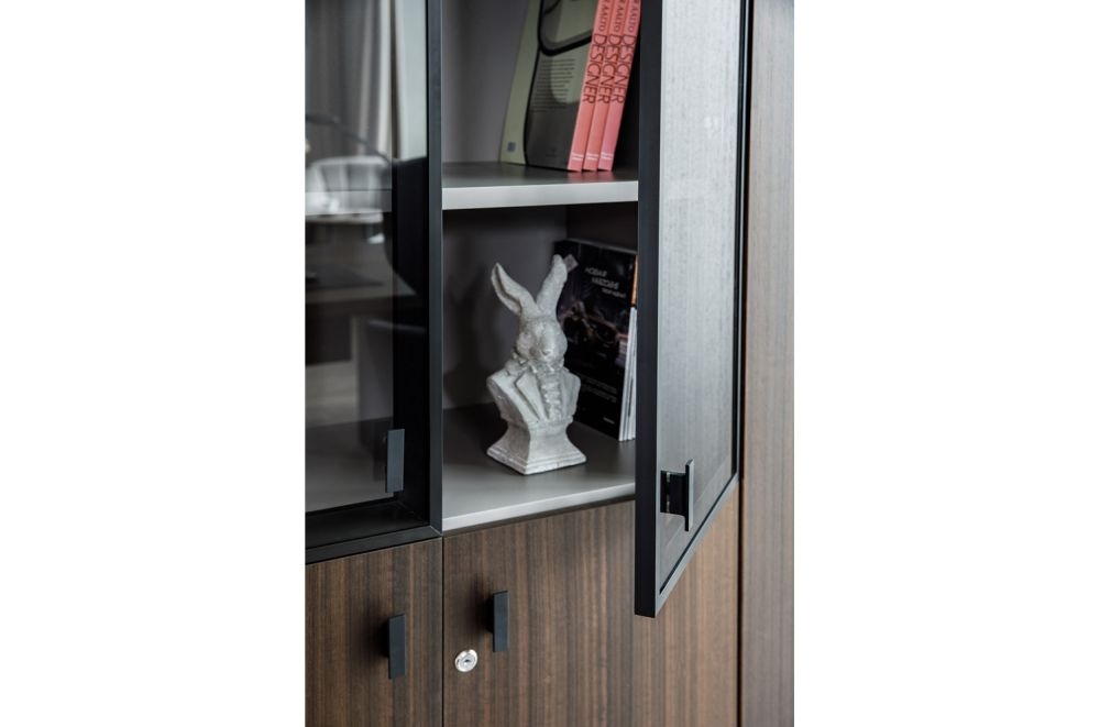 Кабинет руководителя RENZ комплект №1 Эвкалипт/черный