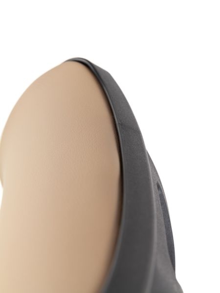 Кресло руководителя Chairman 545 экокожа Бежевый