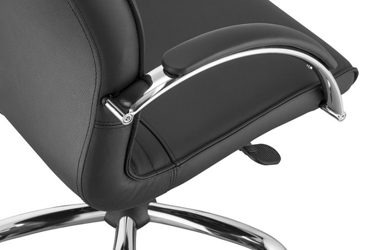 Кресло с высокой спинкой на крестовине Чик D100 Черное