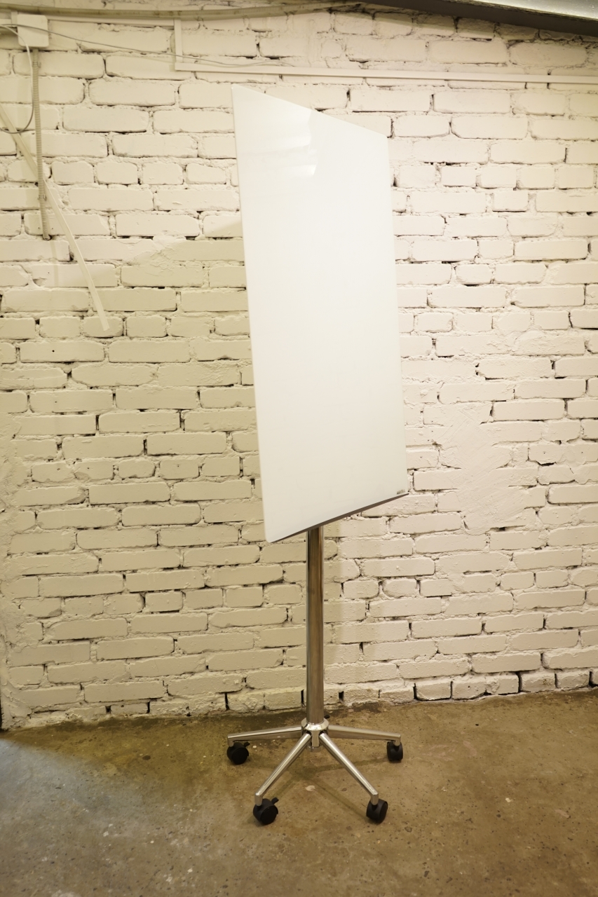 Стеклянный флипчарт Askell Flipchart F067104 (010)