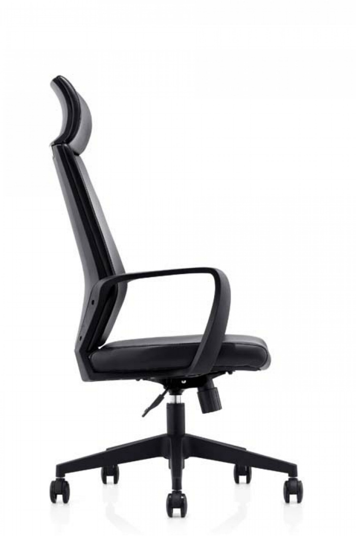 Кресло офисное СОЮЗ Черная экокожа