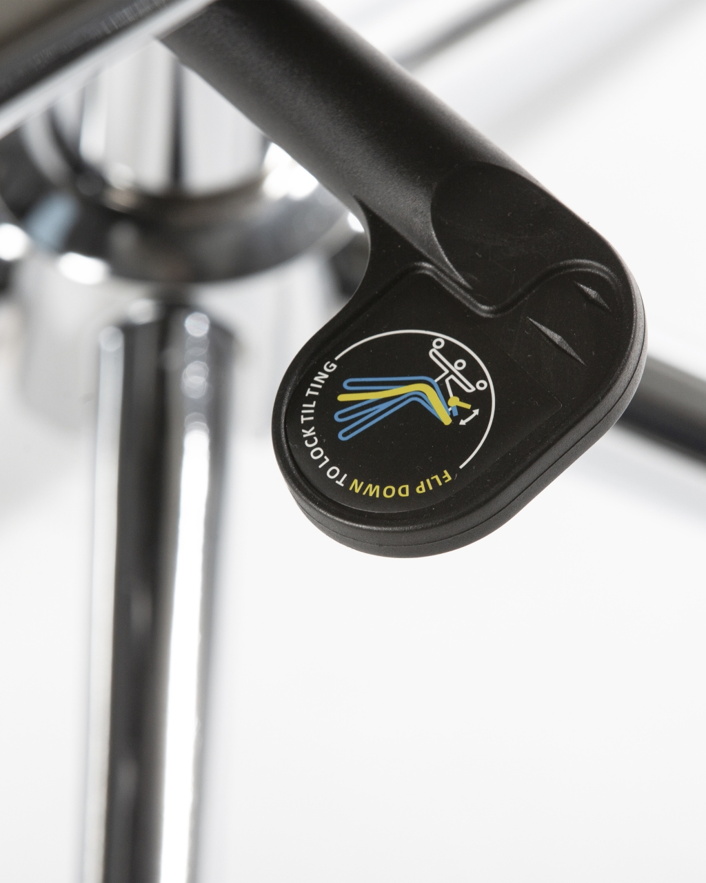 Офисное кресло для руководителей DOBRIN CLARK Серый