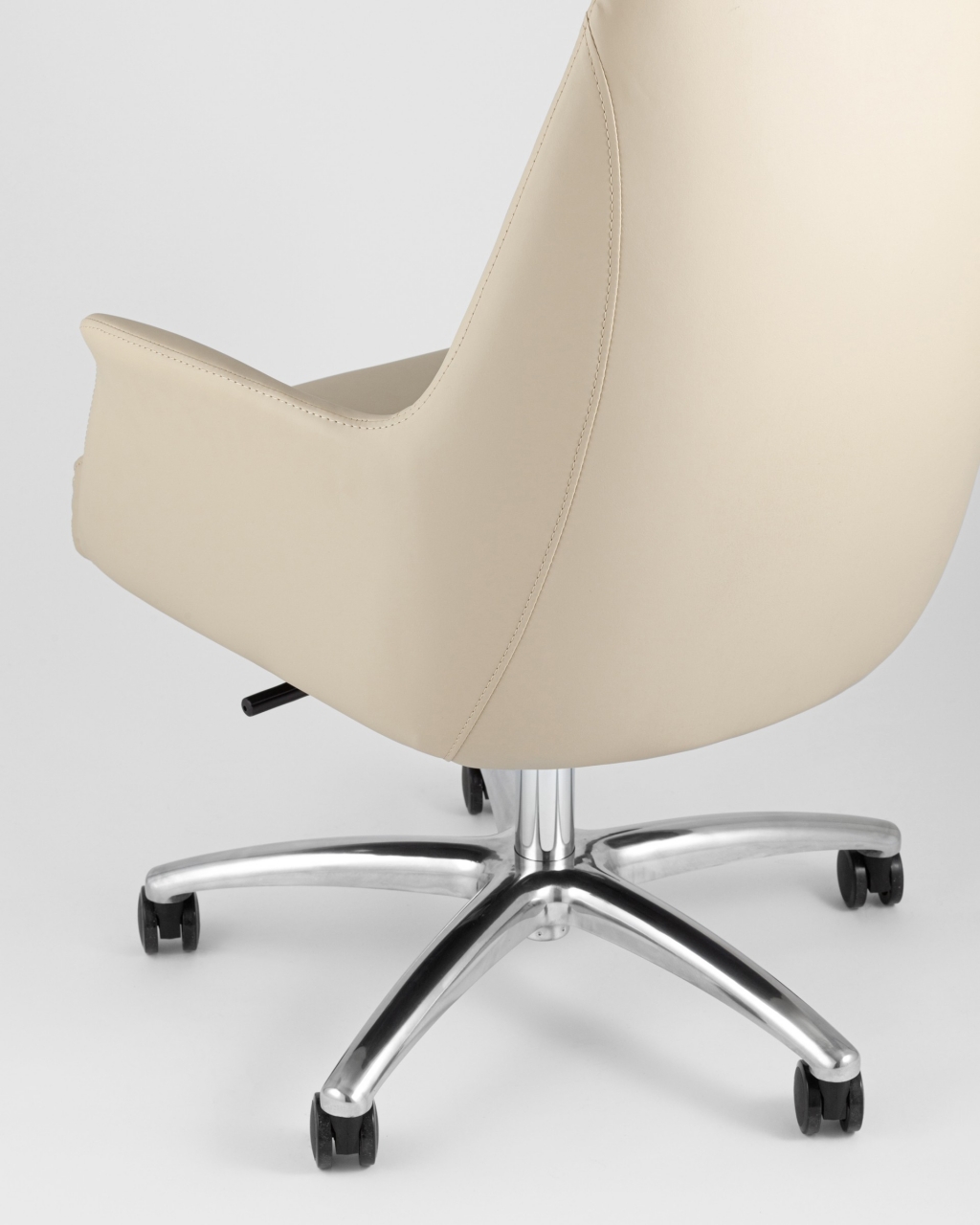 Кресло руководителя TopChairs Viking Бежевое