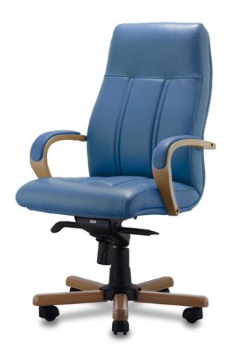 Кресло с высокой спинкой на крестовине Босс D100 Голубое