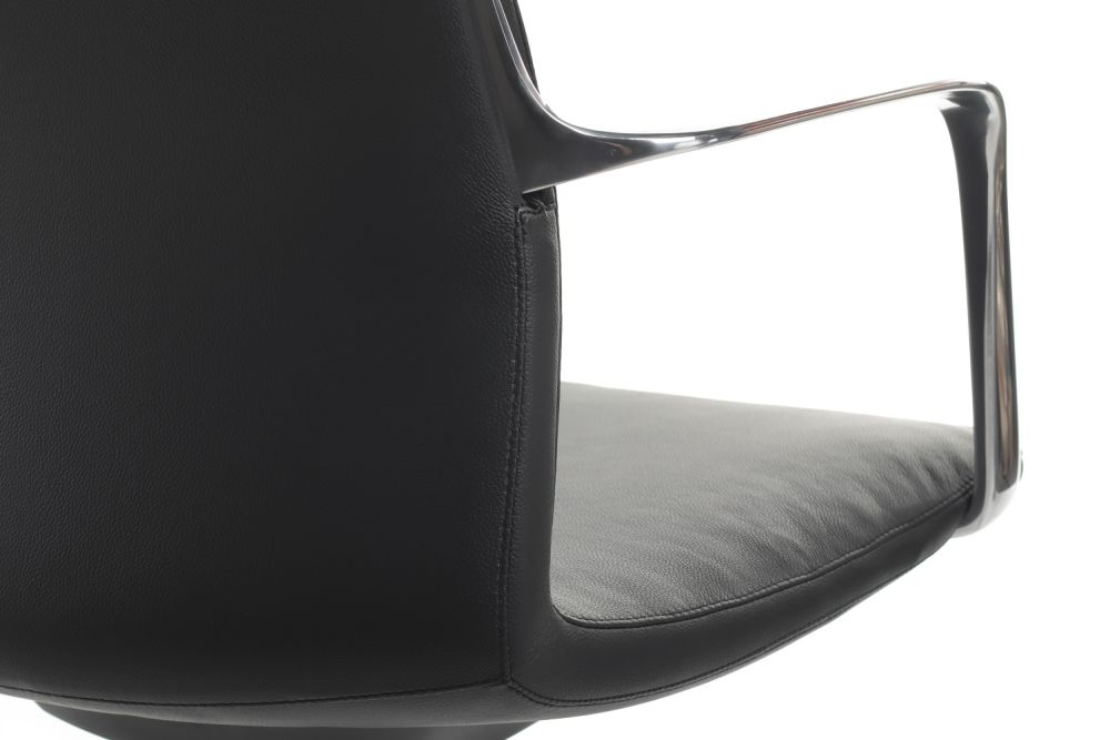 Кресло руководителя Riva Design FK004-В12 Черный