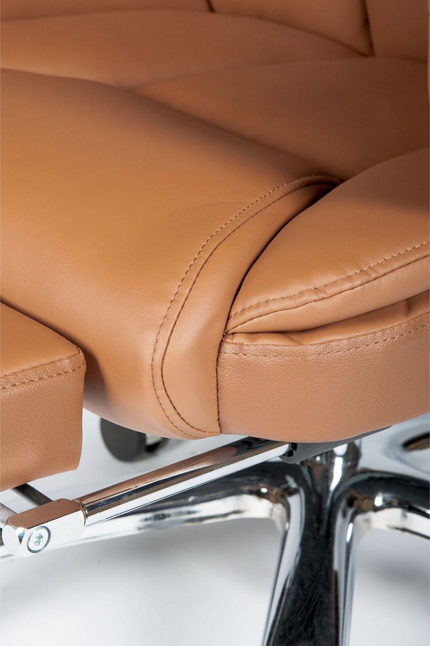 Кресло офисное Парламент H-2021-70-30  Капучино