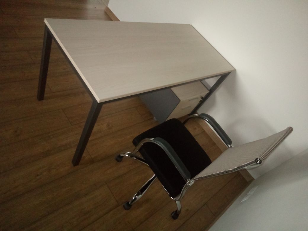 Стол на металлокаркасе Инновация I-31 Вяз Нэнси/Антрацит