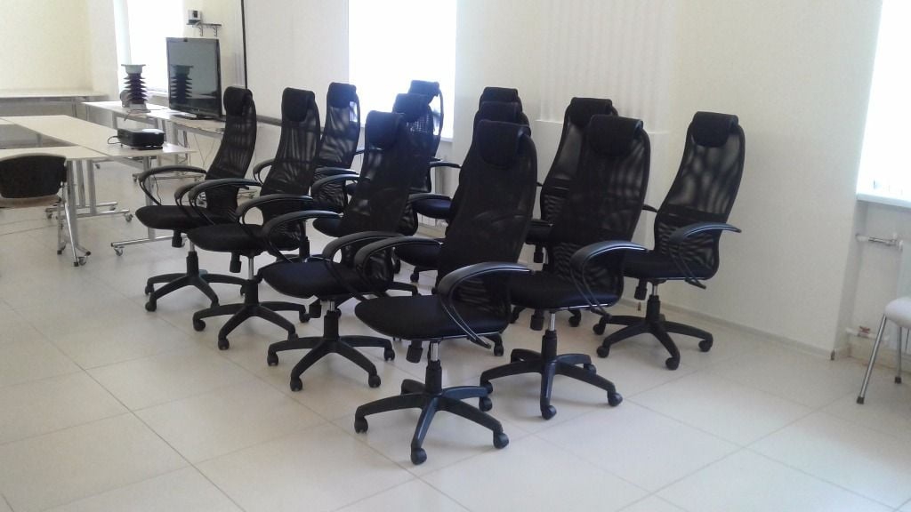 Кресло руководителя Галакси Лайт BP-8 PL Черный (№20)