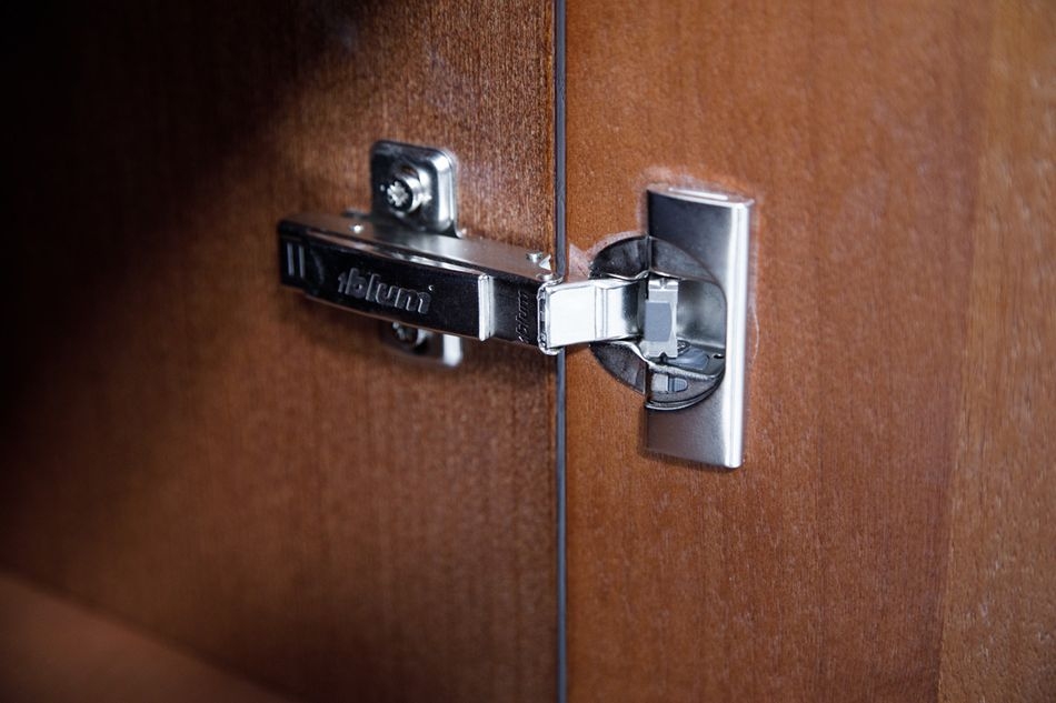 Приставка подкатная LAMARI 105 401 WAL Итальянский орех