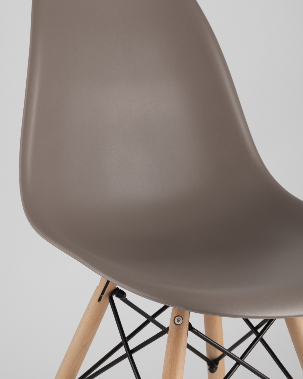 Стул Eames Style DSW Темно-серый
