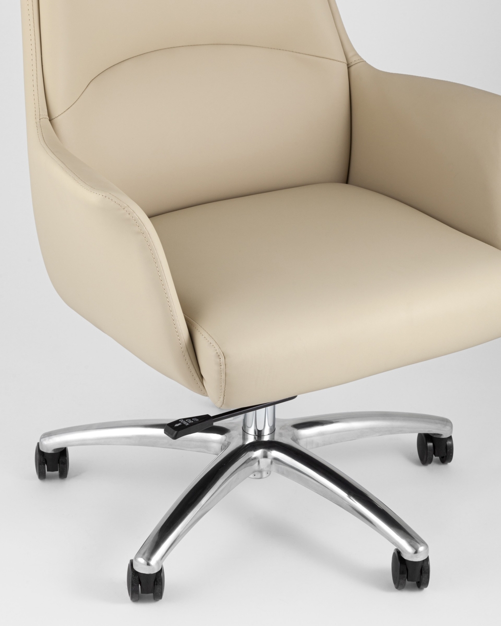 Кресло руководителя TopChairs Viking Бежевое