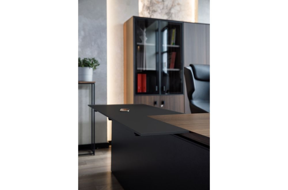 Кабинет руководителя RENZ комплект №1 Эвкалипт/черный