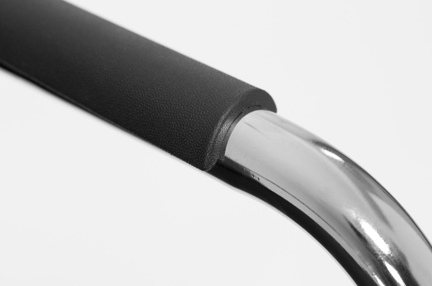 Кресло на полозьях ВЕЛЛ_СЕАТ слиде Екотекс 3001 блаcк Черный Хром / WELL_SEAT slide Ecotex black
