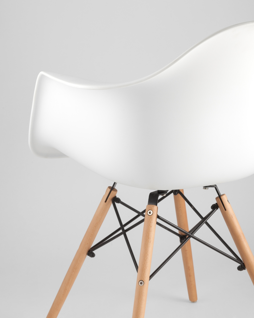 Стул Eames DAW Белый