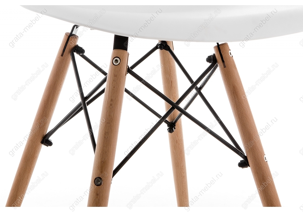 Стул деревянный Eames PC-015 white