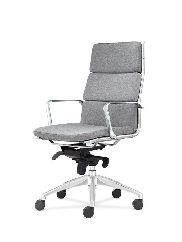 Кресло с высокой спинкой на крестовине Абсолют D100 Бежевое