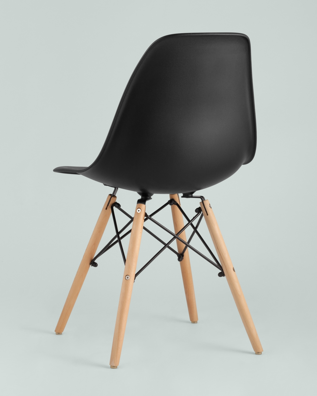 Стул Eames Style DSW Черный