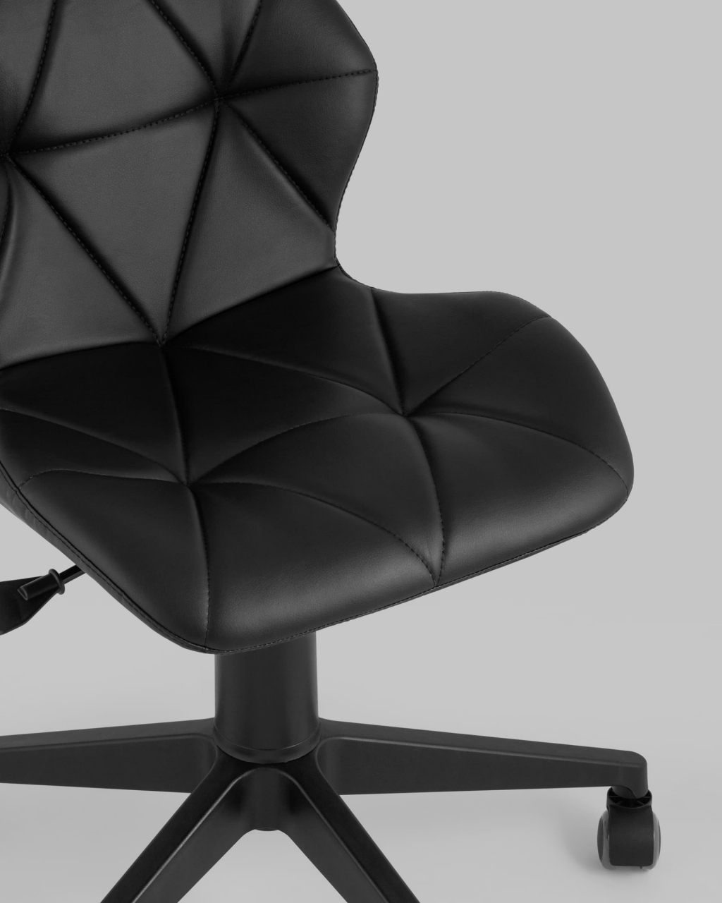 Кресло компьютерное Эдвин Черный экокожа