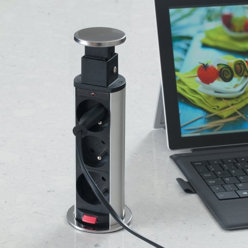 Блок розеток встраиваемый AE-BPW3S60-80 3x220 V Серебристый