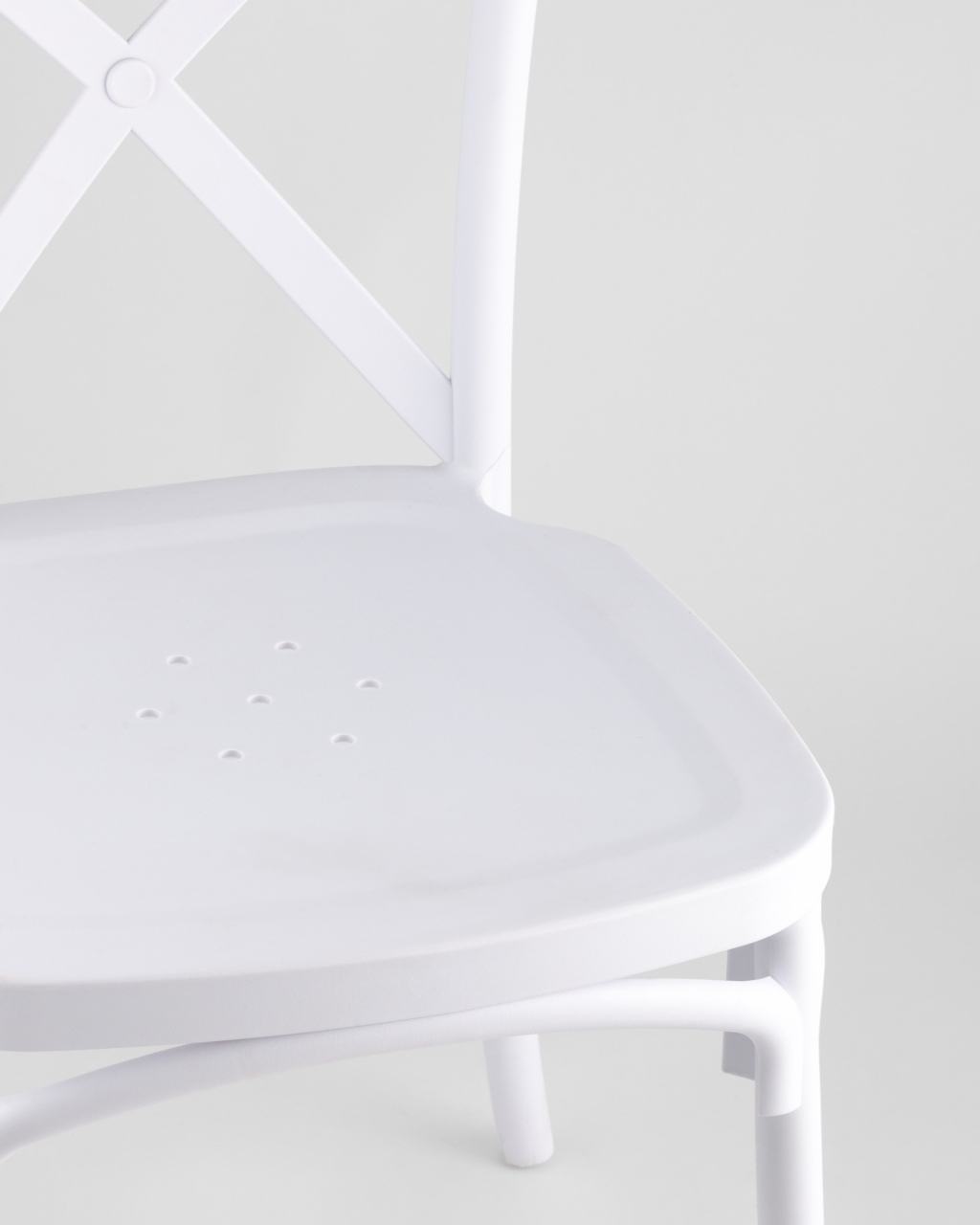 Стул пластиковый Кроссбэк Белый