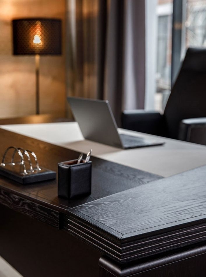 Стол письменный закругленный LAGO 105 104 FE/SC BLACK Дуб Ферро Черный