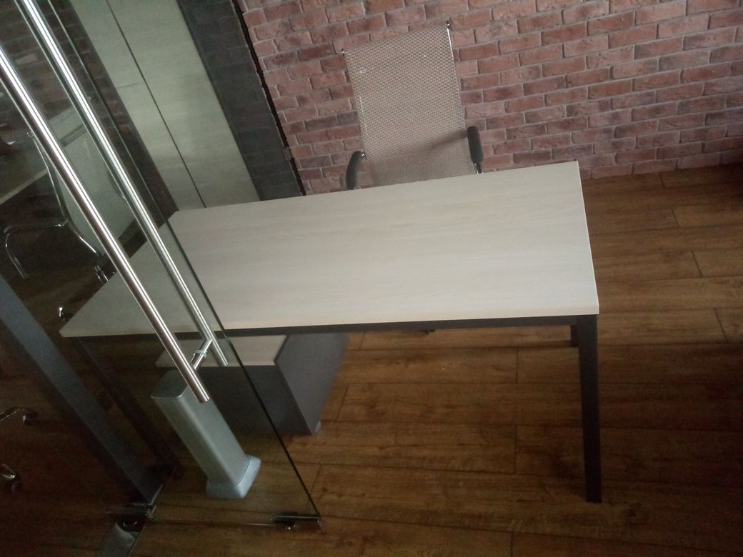 Стол на металлокаркасе Инновация I-31 Вяз Нэнси/Антрацит