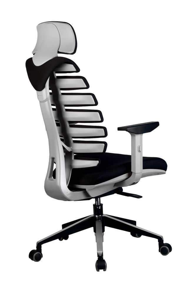 Кресло оператора Riva Chair SHARK Черный