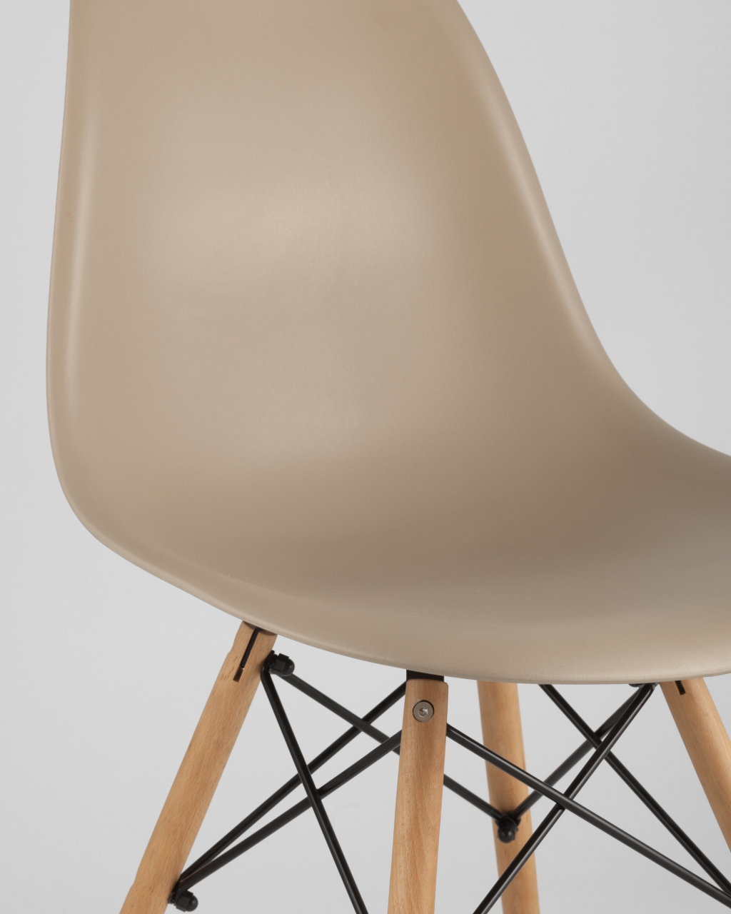 Стул Eames DSW Бежевый