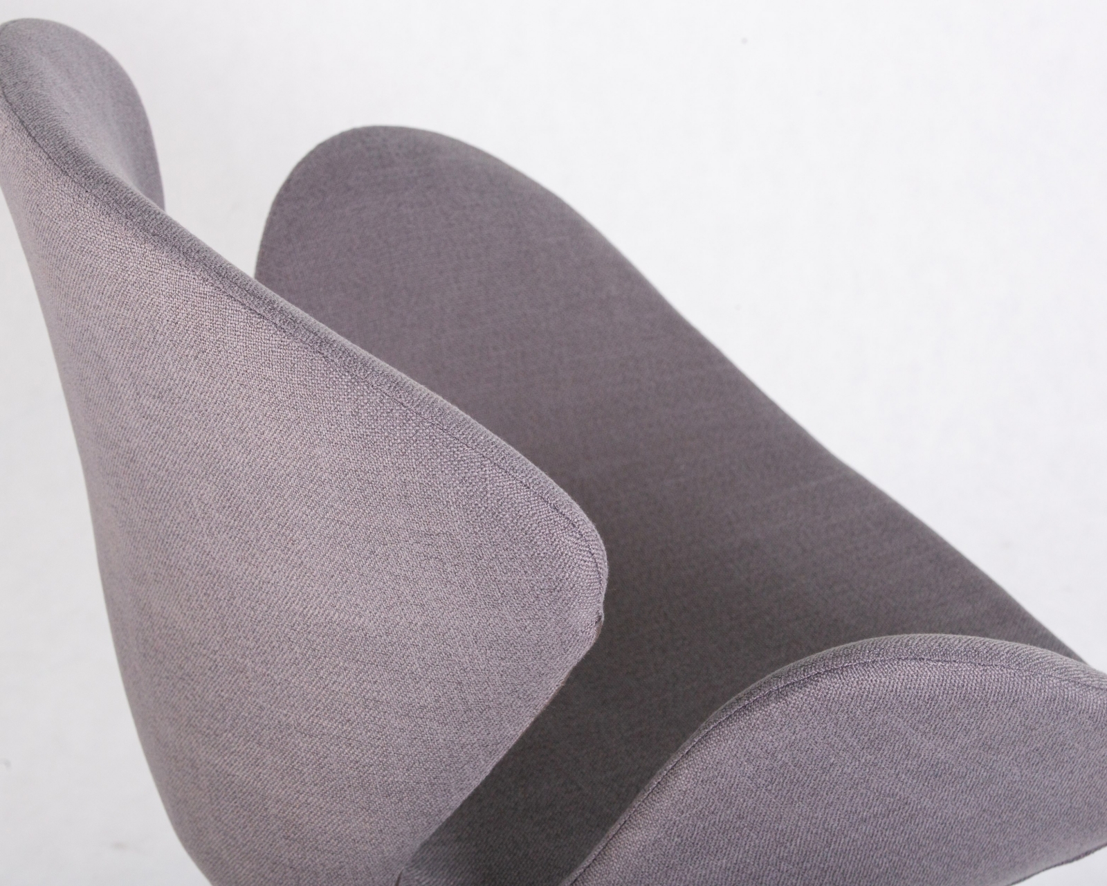 Кресло дизайнерское DOBRIN SWAN Серая ткань IF11