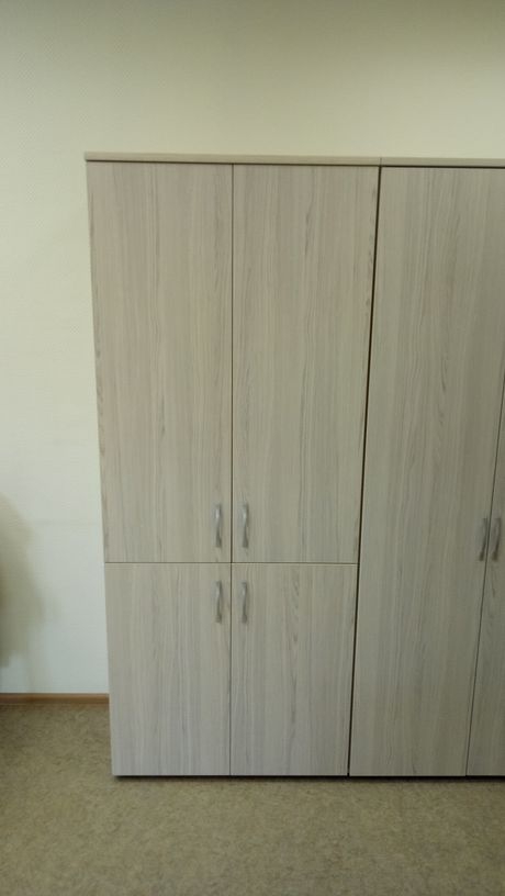 Шкаф высокий закрытый Glassy 6.19.131 Серый