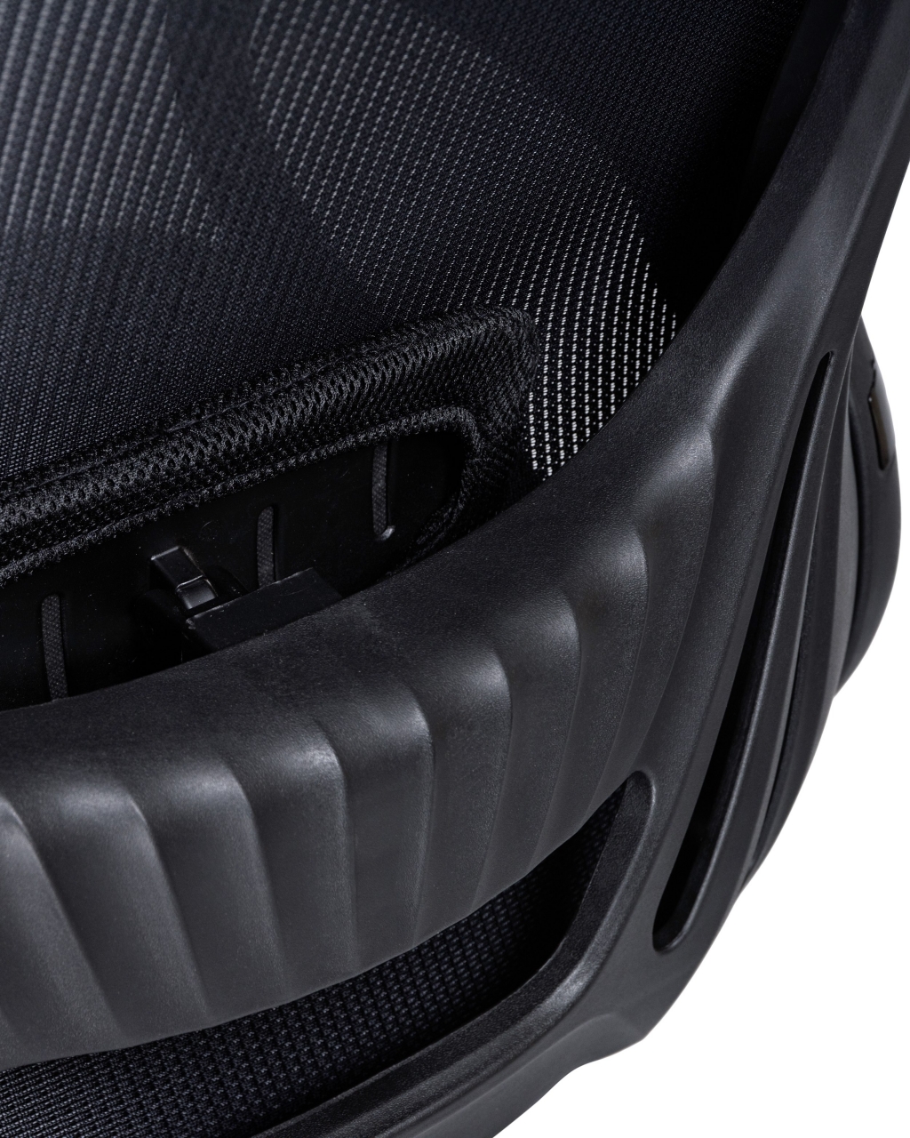 Офисное кресло для руководителей DOBRIN STEVEN BLACK