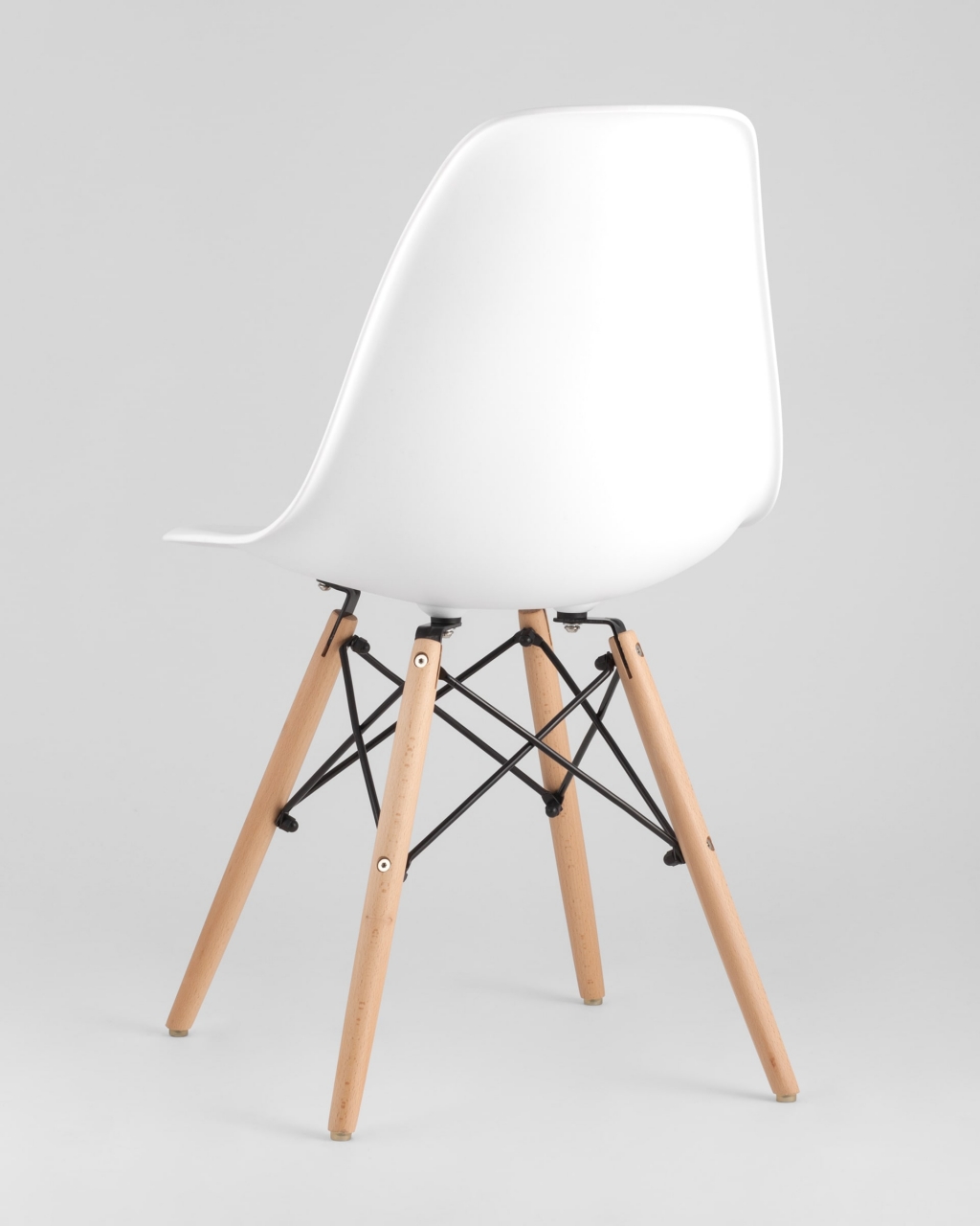 Обеденная группа Eames D70, 3 стула Eames DSW Белые