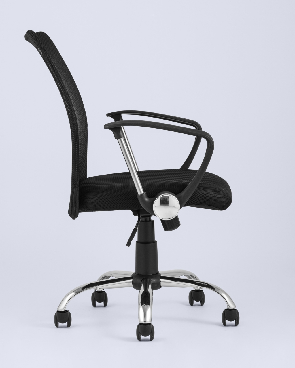 Кресло офисное TopChairs Junior Черное