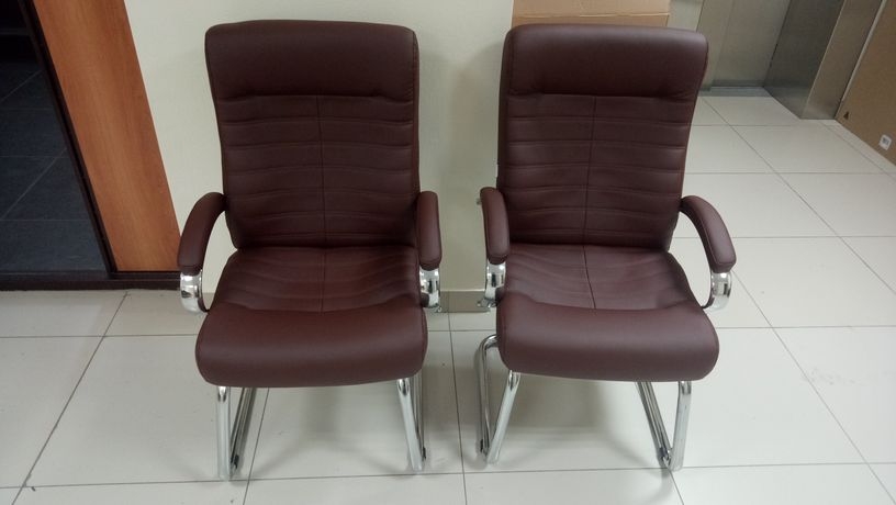 Кресло для посетителей Everprof Orion CF Экокожа Коричневый