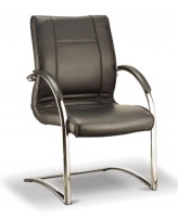 Чик D40 Черное Чик D40 Черное Кресло со средней спинкой на полозьях