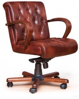Роял D80 Рыжее Кресло со средней спинкой на крестовине