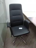 KARL A (Л) Кресло руководителя